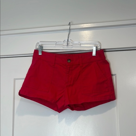 Arizona Jeans Women's dark pink shorts size 9. In great condition! - Picture 1 of 7